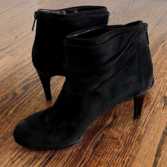 Bandolino Pieretta Boot - Picture 9 of 13